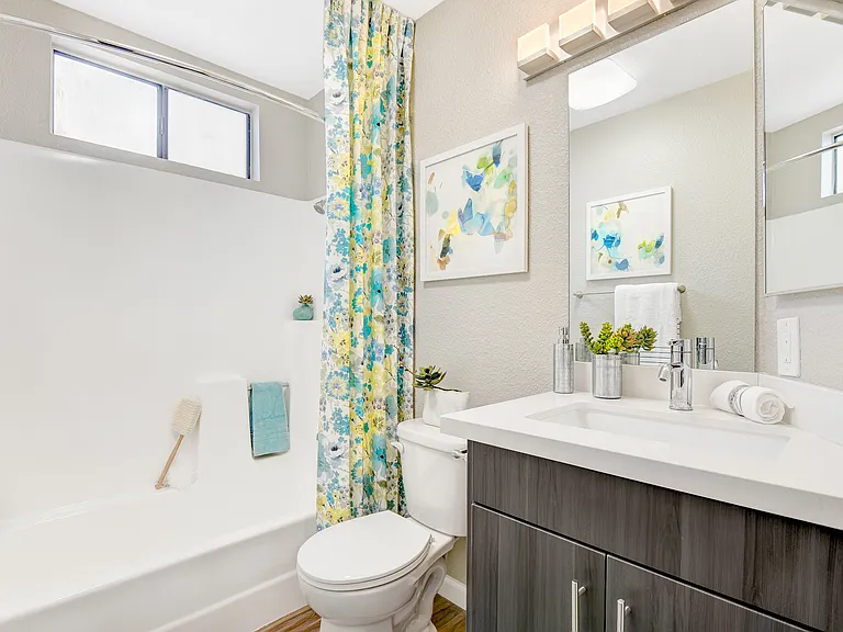 Altair Apartment Homes — Photo 16