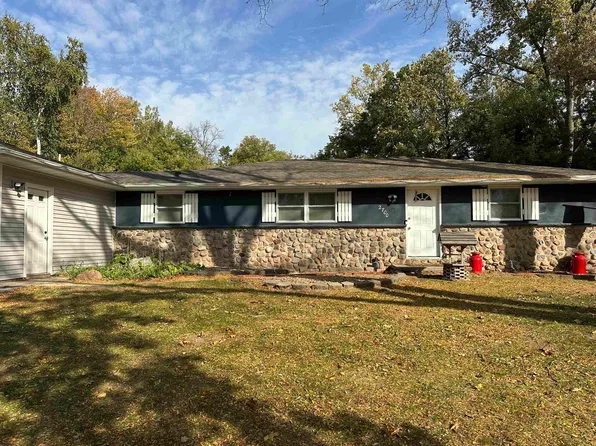 2700 He Nis Ra Ln, Green Bay, WI 54304