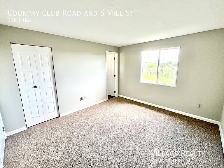 Country Club Rd — Photo 10