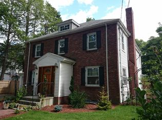 25 Puddingstone Rd, Brookline, MA 02467