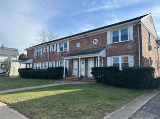 74 Mechanic St, Red Bank, NJ 07701