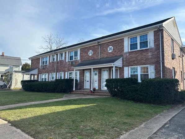 74 Mechanic St, Red Bank, NJ 07701