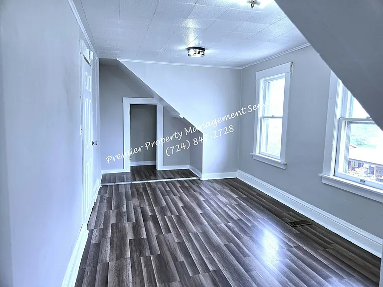 201 Mills Way — Photo 11