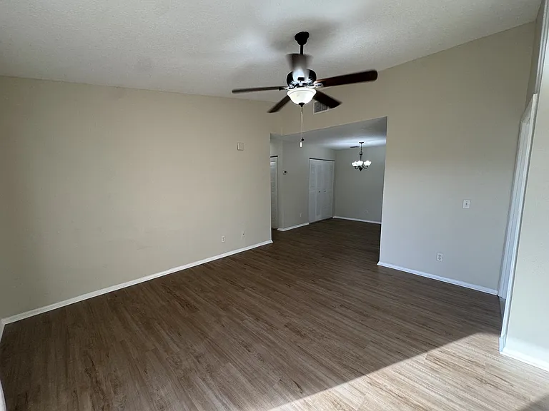 1860 Long Iron Dr #1028-1 — Photo 3