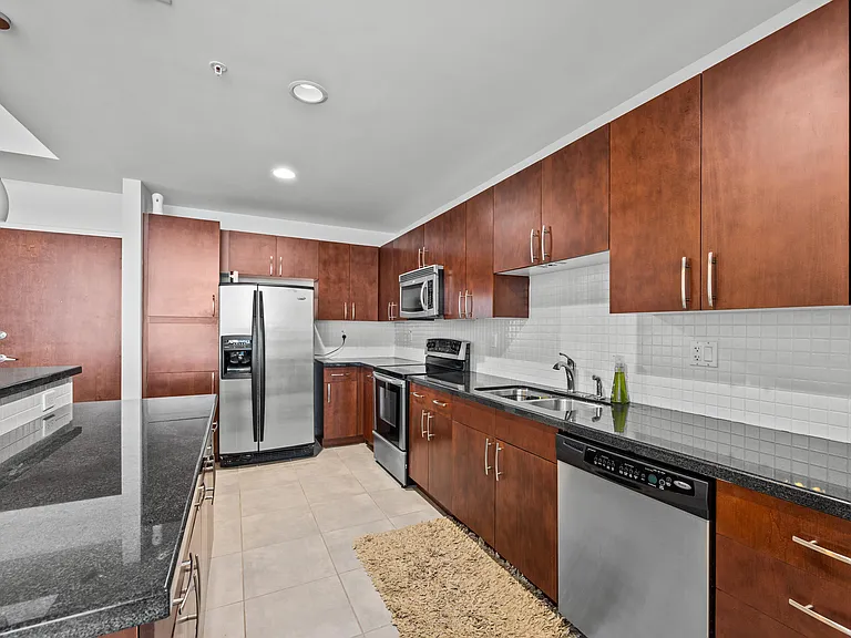 300 S Australian Ave #1106 — Photo 5