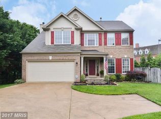 5578 Village Center Dr, Centreville, VA 20120