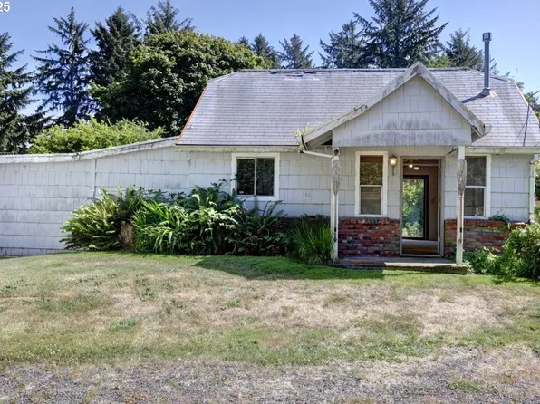 785 A St, Gearhart, OR 97138