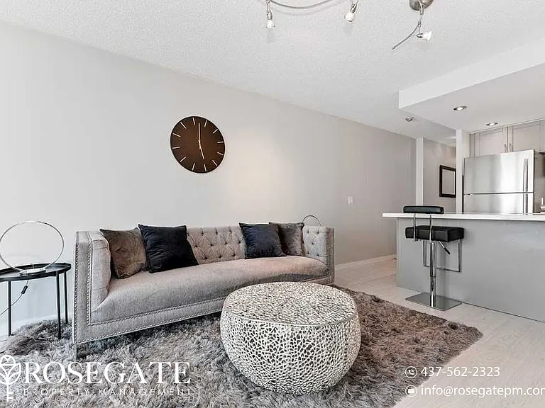 208 Queens Quay W #1908 — Photo 11