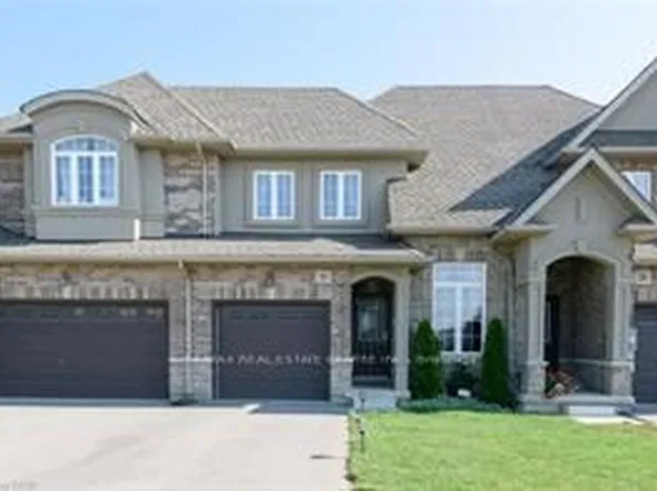 28 Madonna Dr, Hamilton, ON L9B 0H1