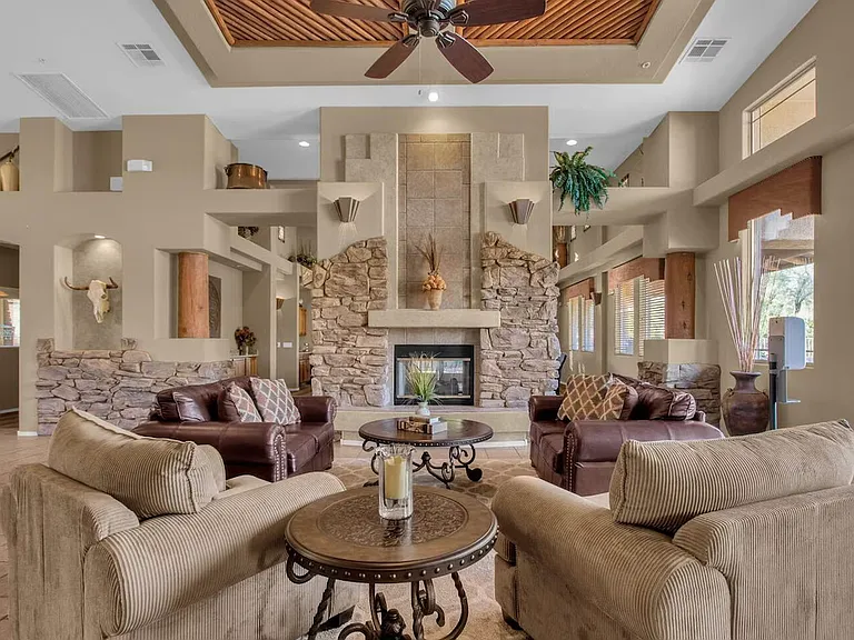11500 E Cochise Dr #1060 — Photo 33