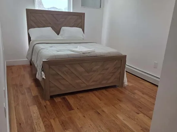 632 Beach 68th Street image 4 of 10