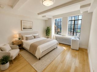 320 E 42nd St APT 1811, New York, NY 10017