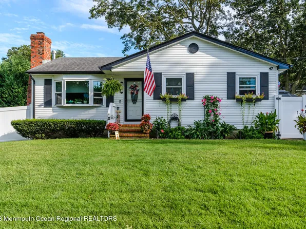 292 20th Avenue N, Brick, NJ 08724