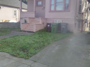 3050 Pleitner Ave, Oakland, CA