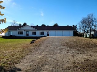 16264 SW 82nd Ave, Ellendale, MN 56026