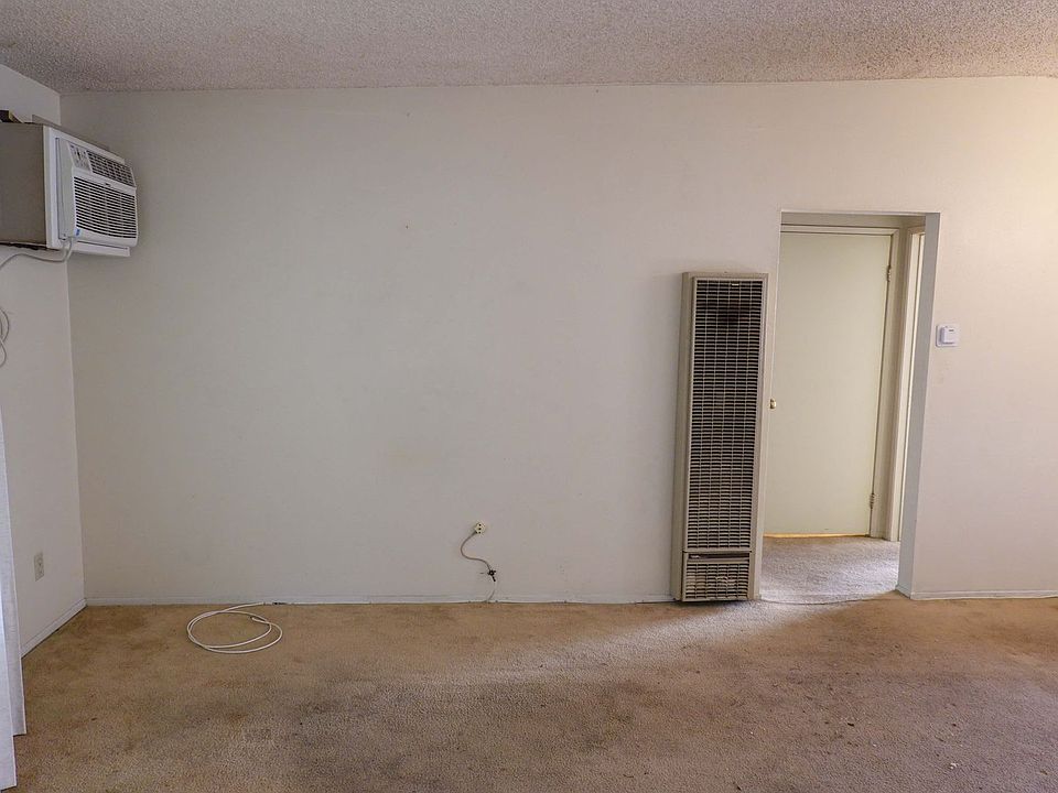 1st image of 4609 Ellenwood Dr APT 205
