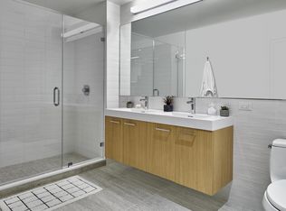 10 Halletts Point APT 1403, Astoria, NY 11102