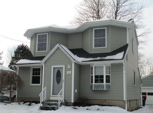 46 Norris Ave, Lancaster, NY 14086