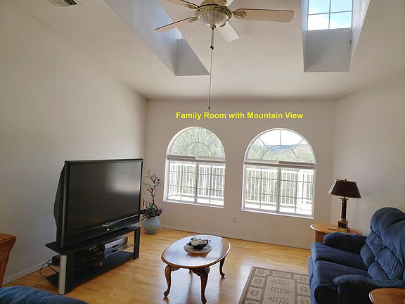 Family Room, Mountain View