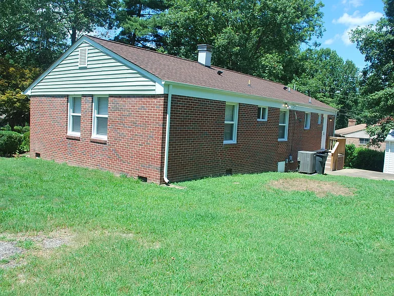 8030 Willow Ave — Photo 17