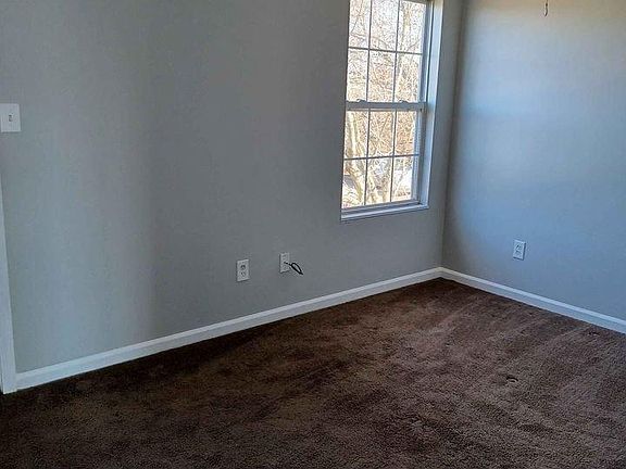 2nd image of 226 Grinder Ct #226