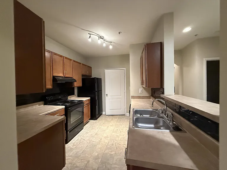 Wesley Kensington Apartments at Stonecrest — Photo 389