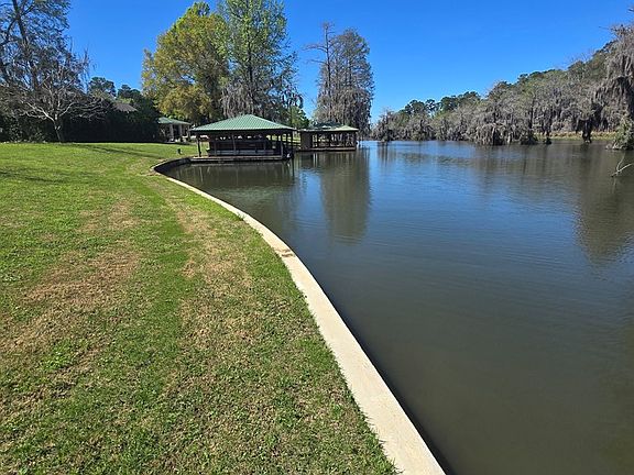 4th image of 232 Cannon Branch Rd