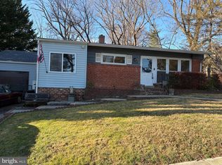 12700 Weiss St, Rockville, MD 20853