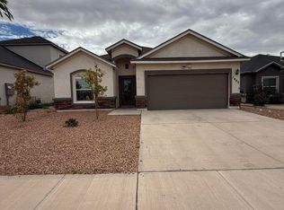 1085 Summer Breeze Pl, El Paso, TX 79928