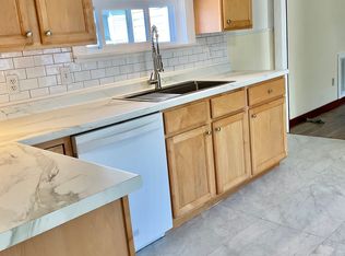 46 Jefferson St APT 2, Westfield, MA 01085