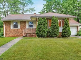 121 Cottage Pl, Westfield, NJ 07090