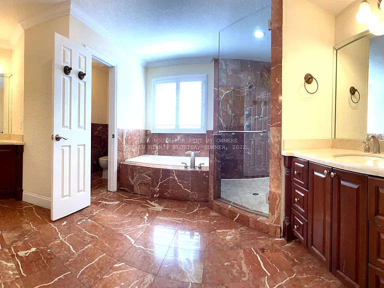 5454 NW 109th Ct — Photo 9