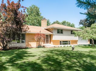 362 Longacres Ln, Palatine, IL 60067