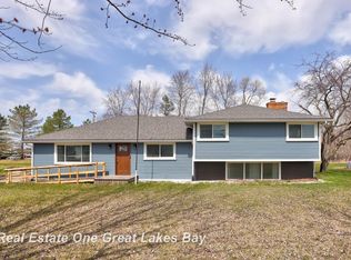 6708 Muirhead Rd, Freeland, MI 48623