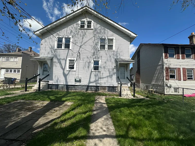 2037 Floral Ave — Photo 29