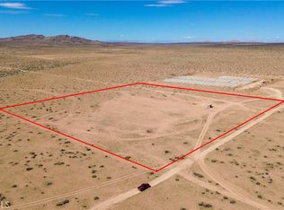 3 Adobe Mountain Rd, Adelanto, CA 92301