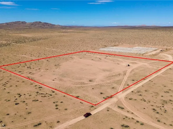 3 Adobe Mountain Rd, Adelanto, CA 92301