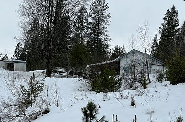 1st image of 809 Bear Creek Rd