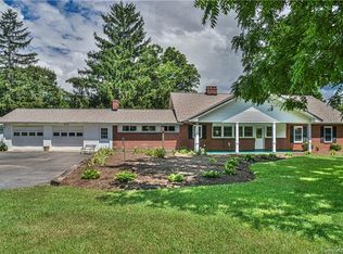 47 Forest Knoll Dr, Weaverville, NC 28787