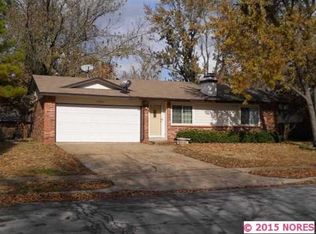 11853 E 62nd St S, Broken Arrow, OK 74012