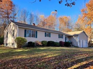 91 Lyford Rd, Brookfield, NH 03872