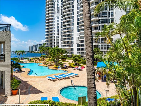 19195 NE 36th Ct APT 201, Aventura, FL 33180
