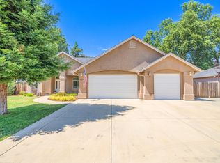 3272 Miramar Way, Redding, CA 96001