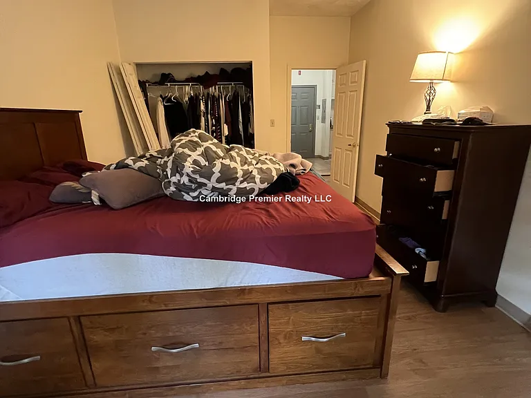 375 Highland Ave #2 — Photo 17