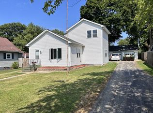 615 W Hurlbut Ave, Belvidere, IL 61008