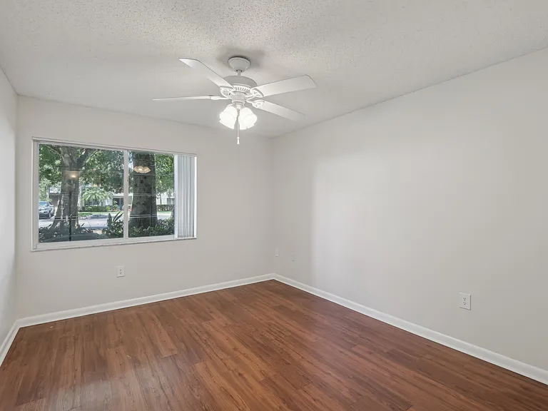 Coquina Cove Apartments — Photo 84
