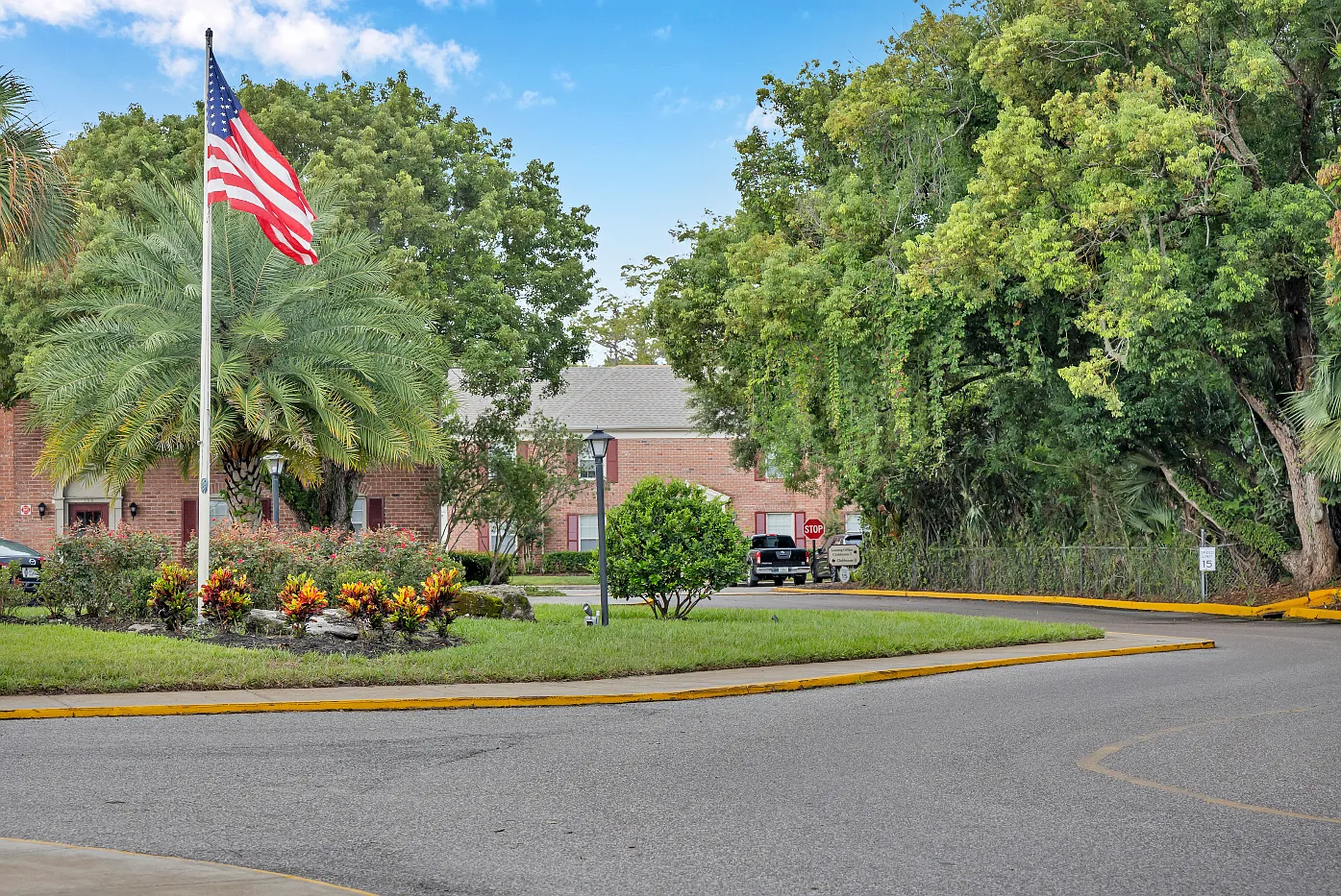 Carlton Arms of Winter Park — Photo 4