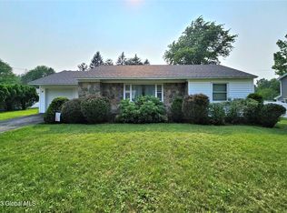 19 Sunset Rd, Averill Park, NY 12018