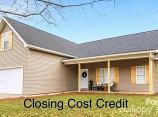 201 Tarrington Dr, Statesville, NC 28625