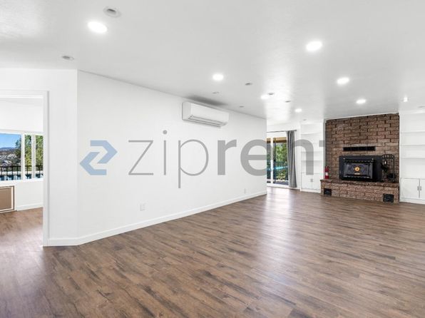 2621 Runner Rd